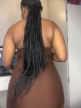 Snapshot of Bustygoddess32 chatting on January 15, 2026, 1:20 am Bustygoddess32 online show from January 15, 2026, 1:20 am