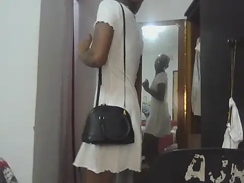 Snapshot of Sexxybella27 chatting on October 25, 2025, 8:53 pm Sexxybella27 online show from October 25, 2025, 8:53 pm