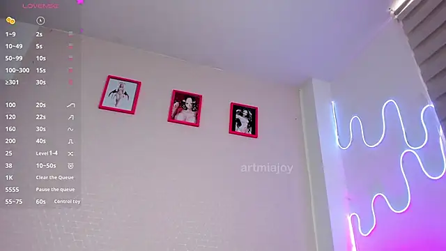 artmiaa online show from January 19, 2026, 2:21 pm