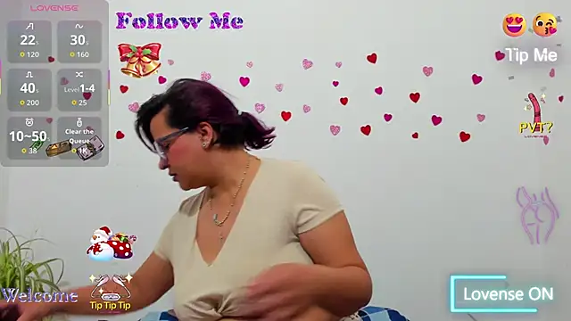 hazel 34 online show from December 4, 2025, 8:46 am