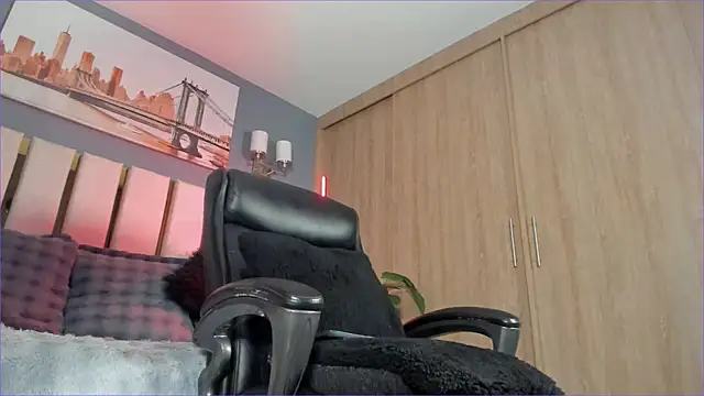 Bambi gurl online show from December 23, 2025, 1:38 am