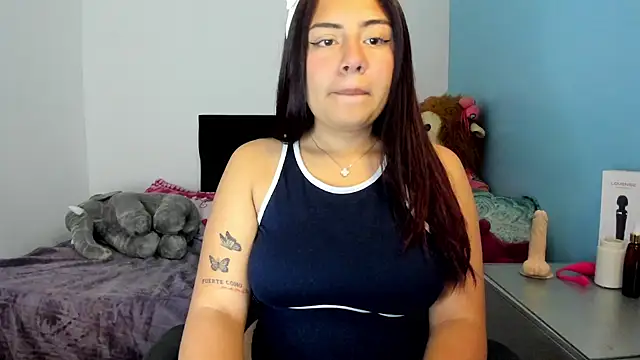 Snapshot of Charlotte_cutee18 chatting on June 8, 2026, 11:00 am Charlotte cutee18 online show from June 8, 2026, 11:00 am