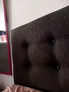 lenka 24 online show from February 8, 2025, 3:53 pm