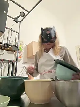 LadyScarlett-xk online show from March 21, 2025, 5:02 pm