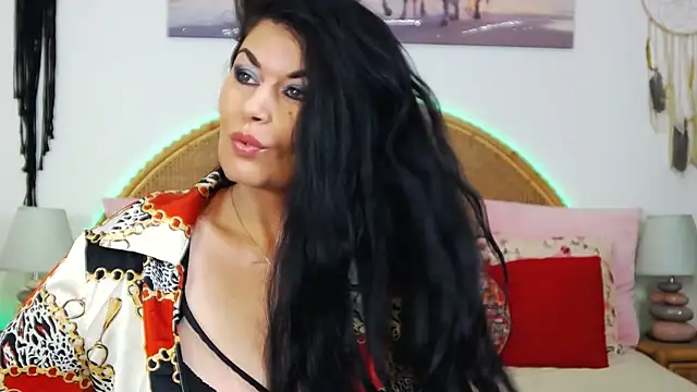 Snapshot of EllenGrace chatting on February 11, 2025, 10:50 pm EllenGrace online show from February 11, 2025, 10:50 pm