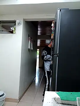 Snapshot of sebasxx97 chatting on October 27, 2025, 11:44 am sebasxx97 online show from October 27, 2025, 11:44 am