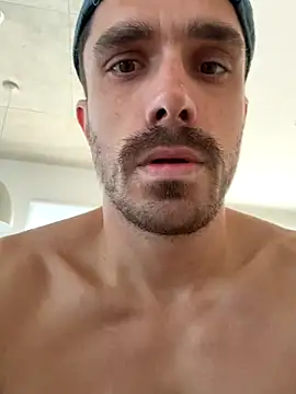 mightgogay online show from September 19, 2025, 8:46 pm