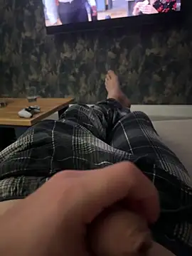Snapshot of J94H chatting on May 8, 2026, 9:51 pm J94H online show from May 8, 2026, 9:51 pm