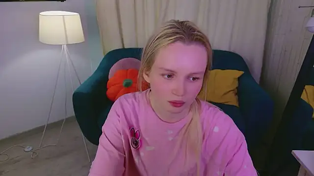 Beatrica Klein online show from June 16, 2026, 3:56 pm