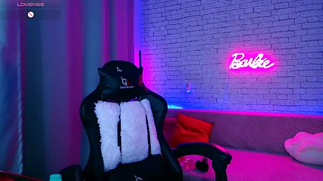 Snapshot of -Stacyy- chatting on March 8, 2025, 12:55 am -Stacyy- online show from March 8, 2025, 12:55 am