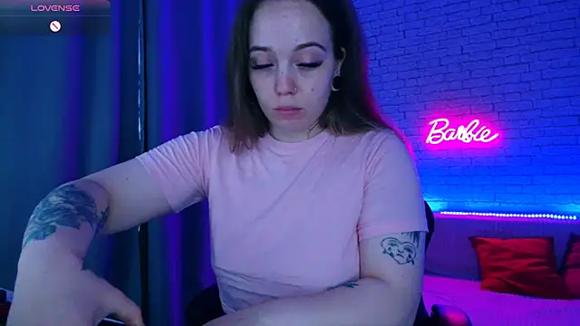Snapshot of -Stacyy- chatting on July 22, 2026, 8:16 am -Stacyy- online show from July 22, 2026, 8:16 am