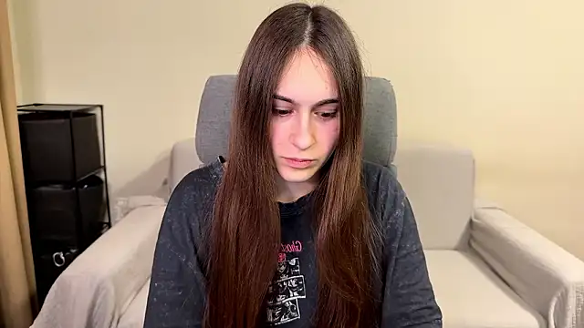 AliceKolltt online show from March 12, 2026, 10:14 pm