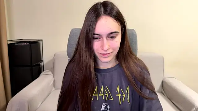 AliceKolltt online show from March 28, 2026, 8:43 pm