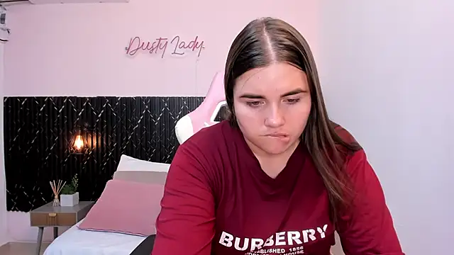 Aabby lee online show from February 15, 2026, 7:46 pm