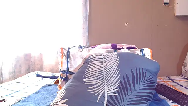 BERNINIBLUSHX89 online show from December 5, 2025, 12:04 pm