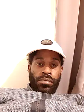 Snapshot of patrickfc_ chatting on September 24, 2025, 4:35 pm patrickfc online show from September 24, 2025, 4:35 pm