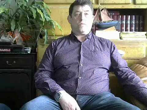 Snapshot of sympatrique chatting on January 16, 2025, 12:09 pm sympatrique online show from January 16, 2025, 12:09 pm