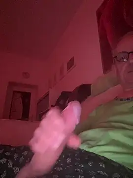 Frank22xx online show from February 1, 2026, 9:57 pm