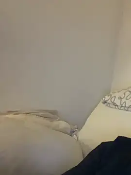 Frank22xx online show from April 1, 2026, 7:22 pm