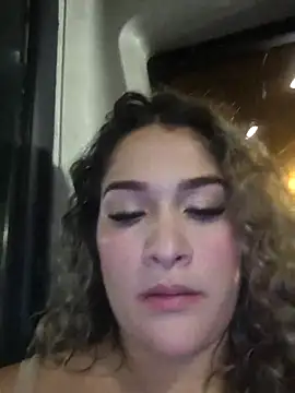Snapshot of Sara_smiiith211 chatting on May 13, 2026, 12:39 am Sara smiiith211 online show from May 13, 2026, 12:39 am