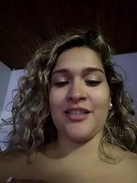 Snapshot of Sara_smiiith211 chatting on January 26, 2025, 2:56 am Sara smiiith211 online show from January 26, 2025, 2:56 am