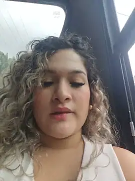 Snapshot of Sara_smiiith211 chatting on June 7, 2026, 6:35 pm Sara smiiith211 online show from June 7, 2026, 6:35 pm