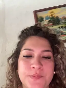 Snapshot of Sara_smiiith211 chatting on May 31, 2026, 9:59 pm Sara smiiith211 online show from May 31, 2026, 9:59 pm