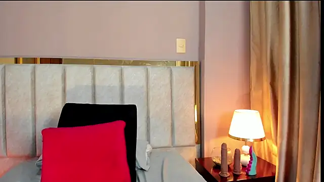 Emilywatsonn online show from February 28, 2026, 12:43 am