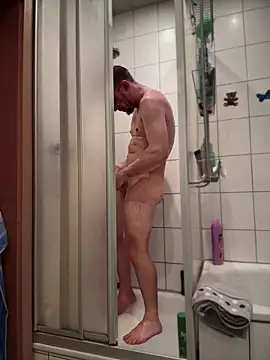 Snapshot of Bennyben8604 chatting on February 13, 2025, 8:03 pm Bennyben8604 online show from February 13, 2025, 8:03 pm