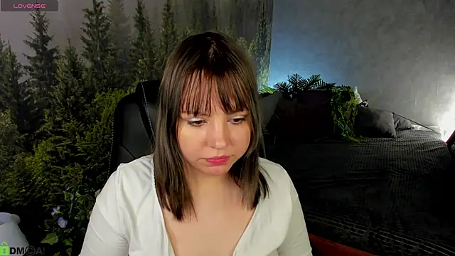 Stacy Luv online show from March 5, 2026, 9:06 am