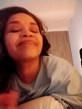 Snapshot of Alma_Sexyy chatting on November 26, 2025, 11:49 pm Alma Sexyy online show from November 26, 2025, 11:49 pm