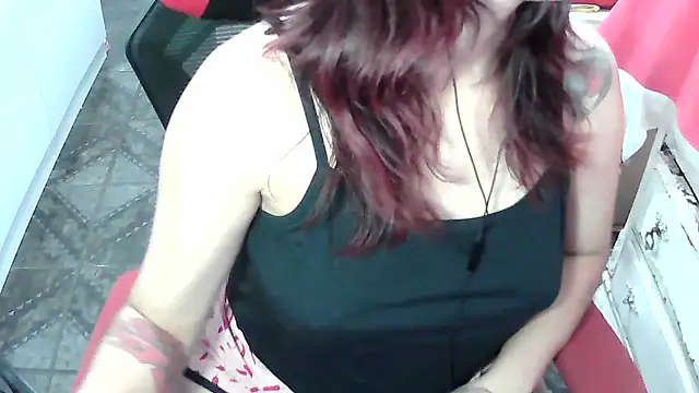 ManuEscarlate13 online show from March 23, 2026, 4:34 am