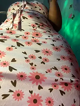 Snapshot of Cherrytowild chatting on November 1, 2025, 8:30 am Cherrytowild online show from November 1, 2025, 8:30 am