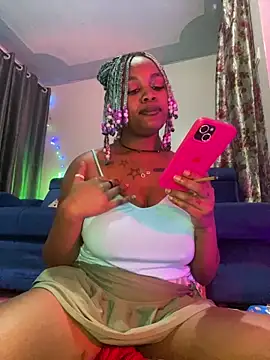 Snapshot of Cherrytowild chatting on September 19, 2025, 5:22 am Cherrytowild online show from September 19, 2025, 5:22 am