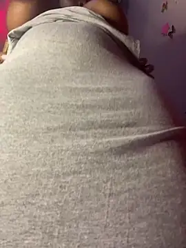 Snapshot of Cherrytowild chatting on September 25, 2025, 4:24 pm Cherrytowild online show from September 25, 2025, 4:24 pm