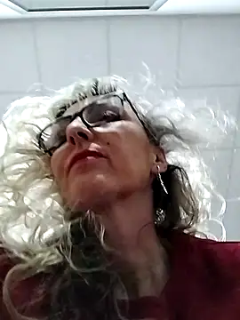 Tinuus online show from March 4, 2025, 6:29 pm