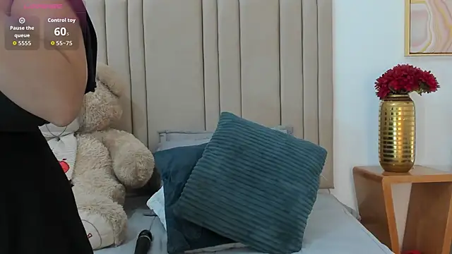 Snapshot of izadii chatting on September 26, 2025, 6:37 pm izadii online show from September 26, 2025, 6:37 pm