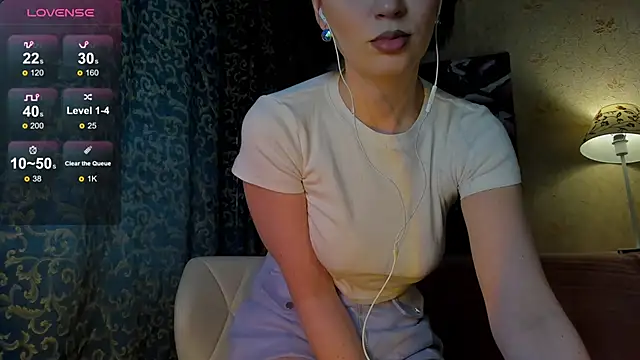 Snapshot of JamieAomi chatting on March 6, 2025, 3:35 am JamieAomi online show from March 6, 2025, 3:35 am