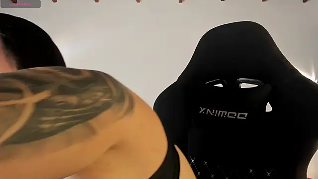 mally s1 online show from March 14, 2025, 10:05 pm