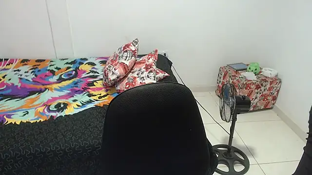 Aliciaheart online show from April 28, 2026, 8:02 pm