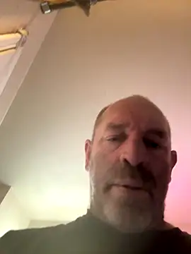 Snapshot of TXCowboy420 chatting on November 5, 2025, 1:20 am TXCowboy420 online show from November 5, 2025, 1:20 am