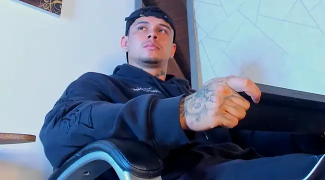 NoahhBrown online show from March 12, 2025, 3:13 am