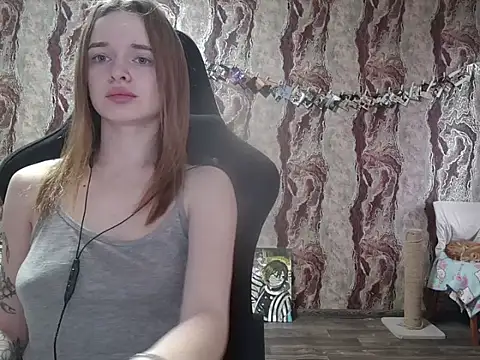 samanta55555 online show from February 13, 2026, 1:33 pm