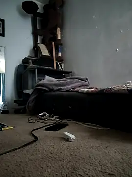 LongDickZee562 online show from September 10, 2025, 5:12 pm