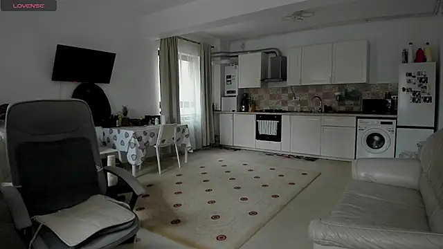 Snapshot of ZackFraser chatting on November 12, 2025, 9:13 am ZackFraser online show from November 12, 2025, 9:13 am