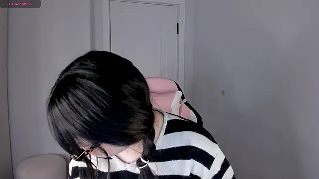 hee young11 online show from January 19, 2026, 7:23 am