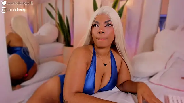 Snapshot of Nicolemorelli2 chatting on November 10, 2025, 12:10 pm Nicolemorelli2 online show from November 10, 2025, 12:10 pm