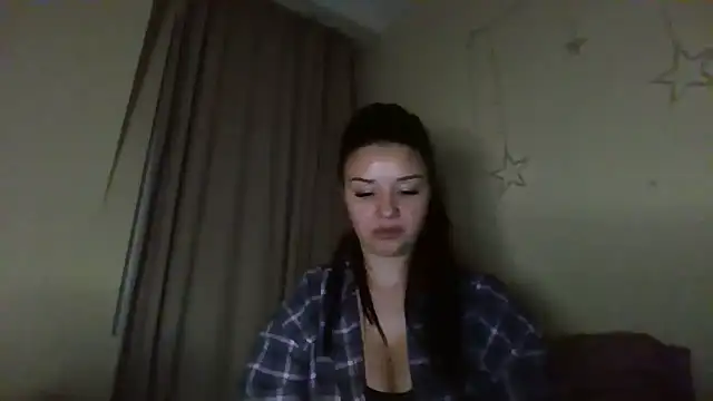 Linusya online show from March 4, 2026, 4:04 pm