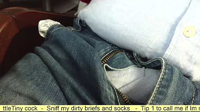 Snapshot of smoothandtiny chatting on October 26, 2025, 6:52 pm smoothandtiny online show from October 26, 2025, 6:52 pm