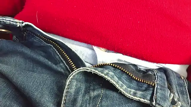 Snapshot of smoothandtiny chatting on October 29, 2025, 8:13 am smoothandtiny online show from October 29, 2025, 8:13 am